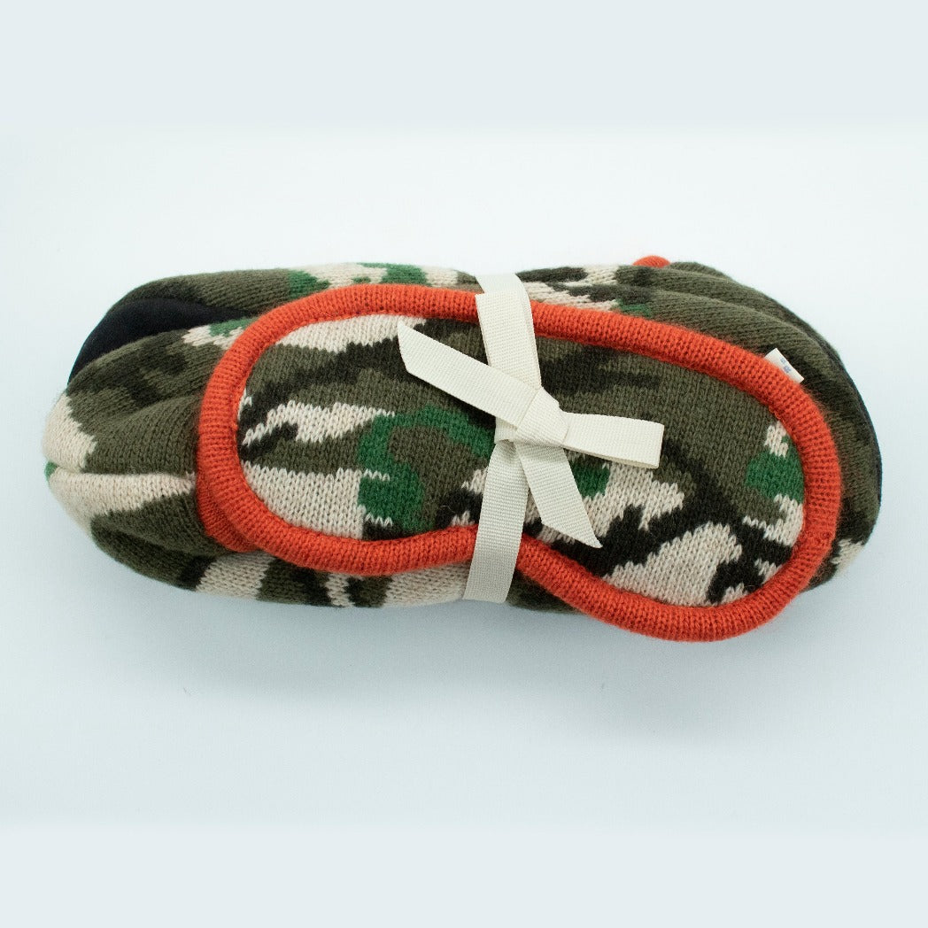 Camouflage slipper and mask travel set-3